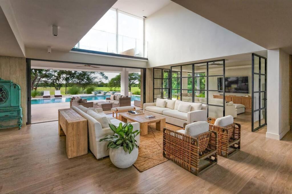 Villa Polos, Prestigious Haven In Casa De Campo La Romana Esterno foto